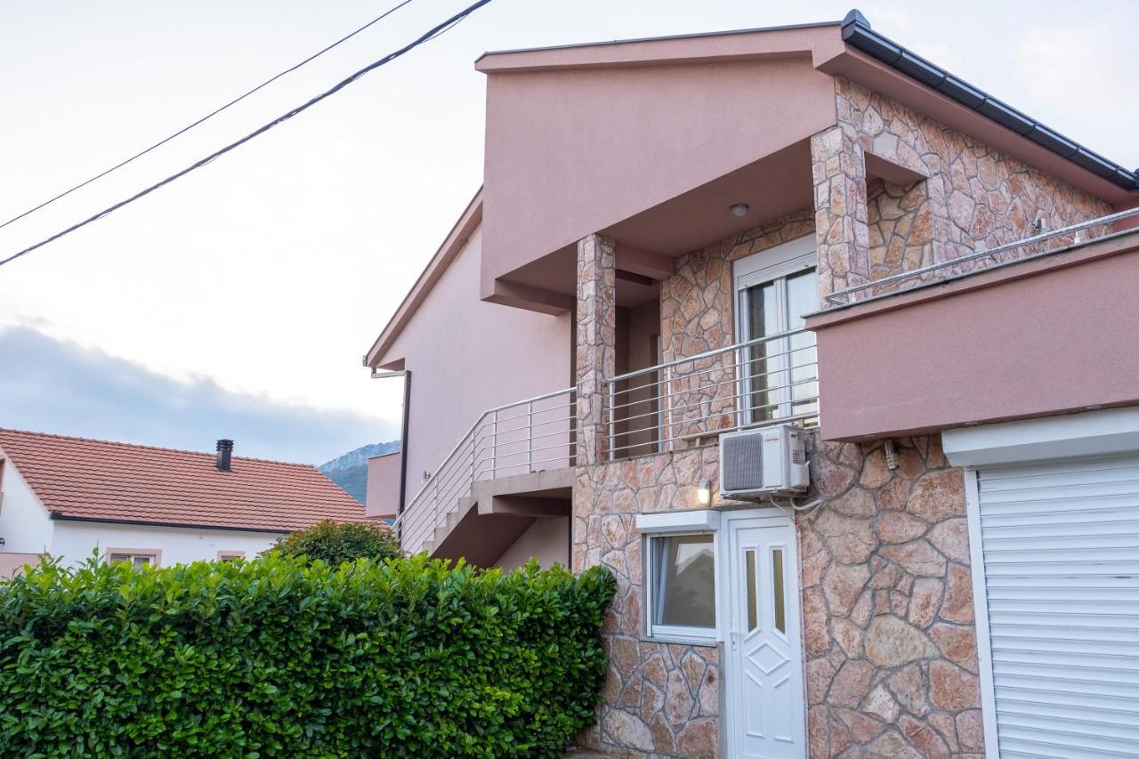 Apartments Solar Trebinje Buitenkant foto